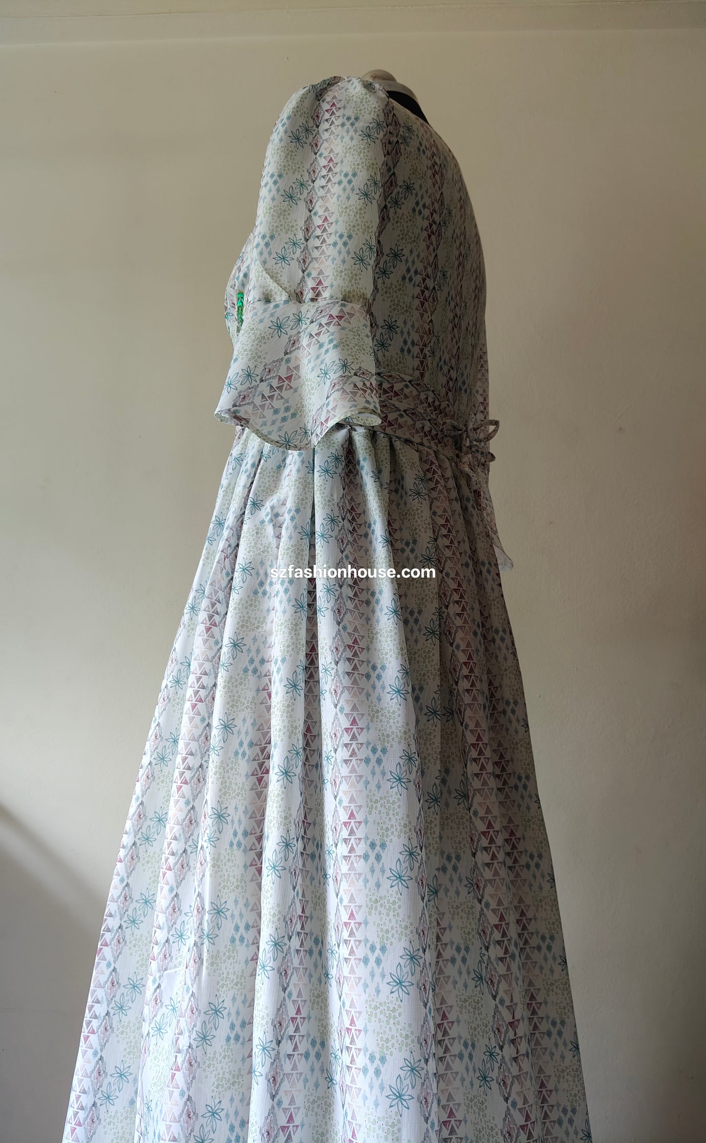 Floral dress - Long Sleeves - gown for women party wear | cocktail gowns | long party dresses for women