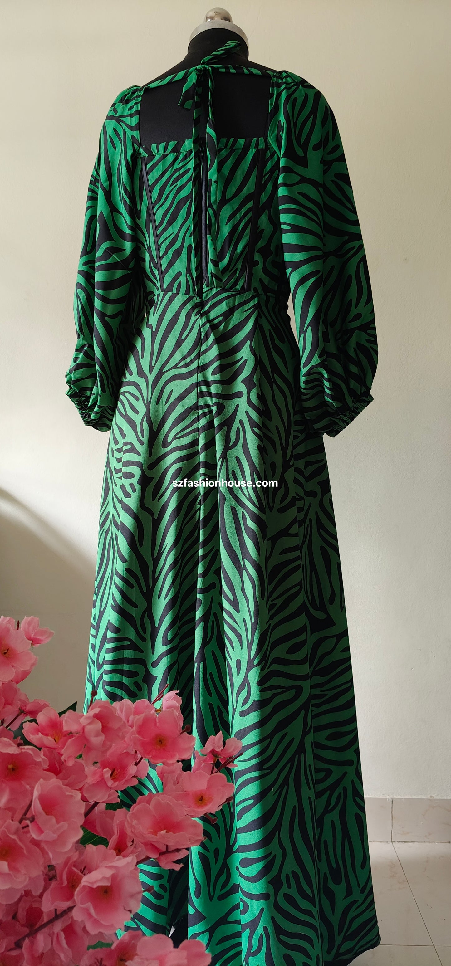 Emerald Zebra Corset Gown with Puff Sleeves – Size M