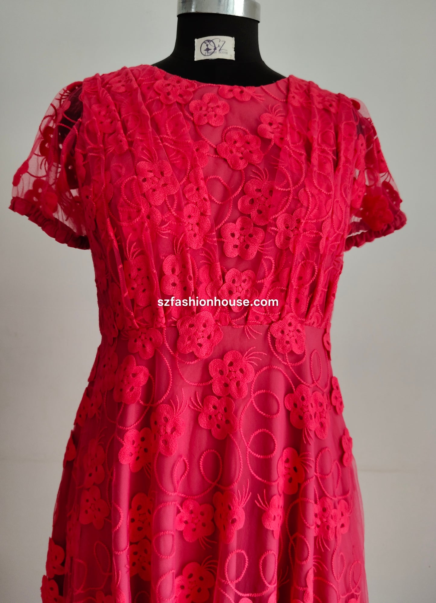 Red lace dress - Short Sleeves - Women's gowns | gown for women party wear
