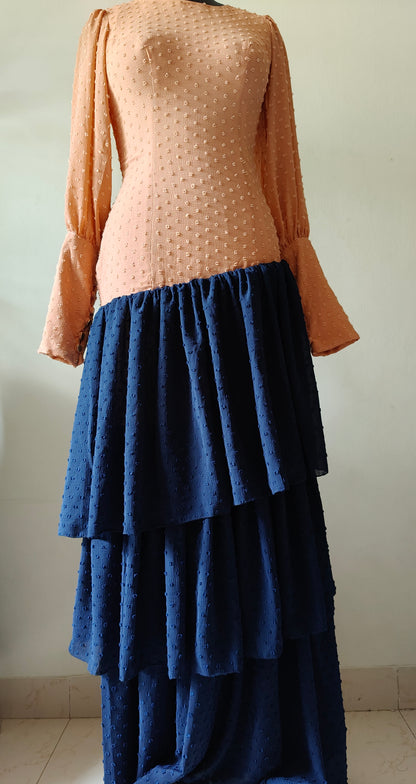 Cream & Navy Blue Tiered Gown with Flared Sleeves – Size M