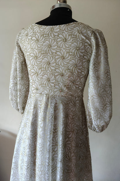 Elegant Golden & White Net Gown with Sequin Detailing – Size M