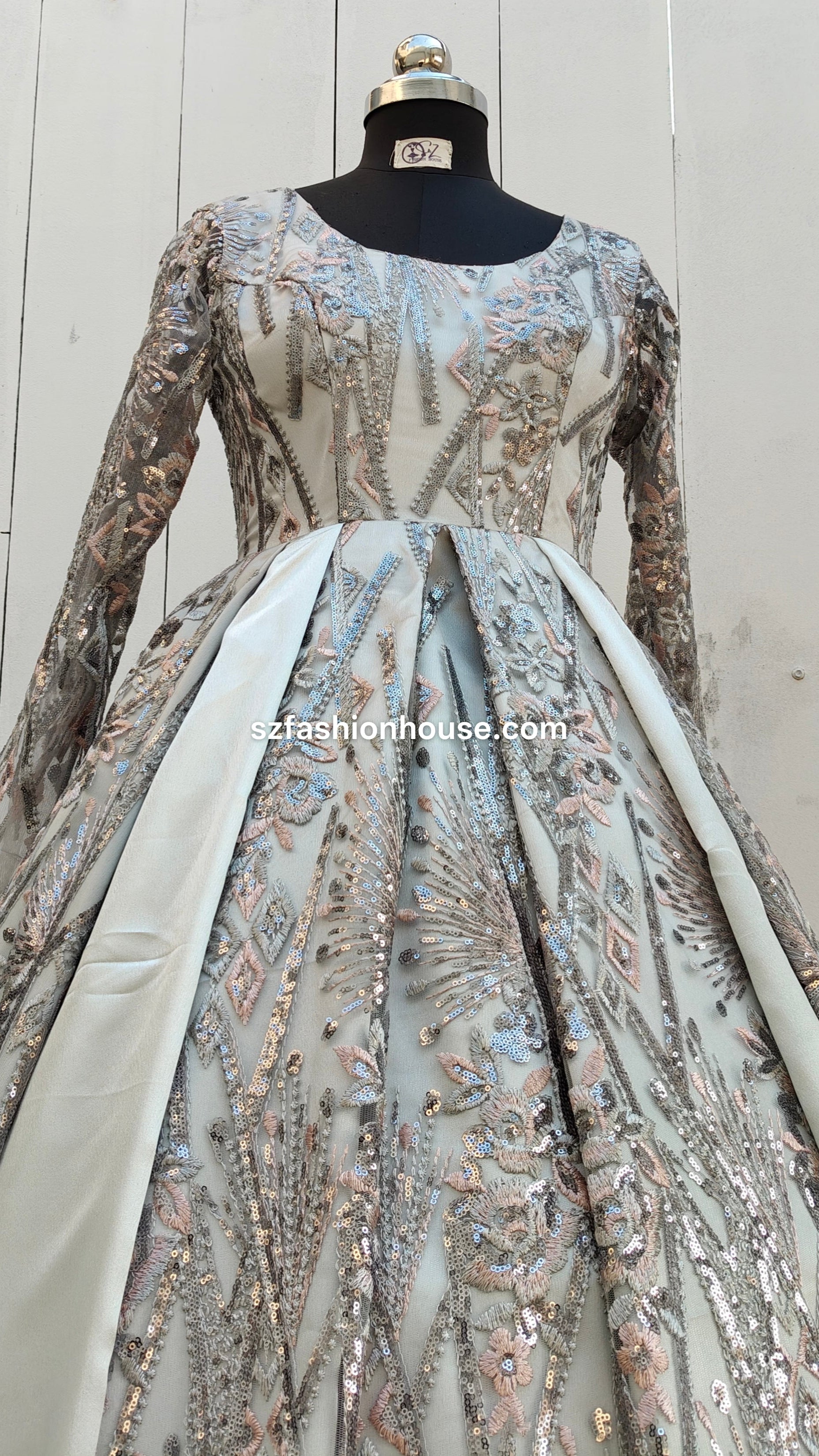 Elegant dress - grey turkish gown