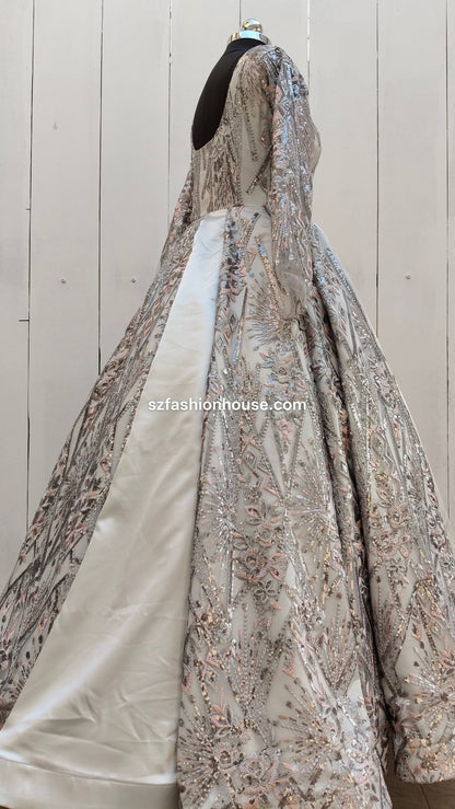 Elegant dress with floral patterns