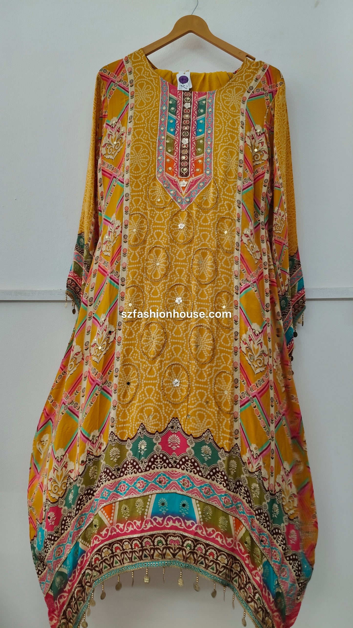 Colorful embroidered dress with long sleeves